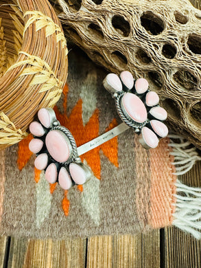*AUTHENTIC* Navajo Queen Pink Conch Shell & Sterling Silver Floating Cluster Cuff Bracelet