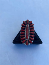 Load image into Gallery viewer, *AUTHENTIC* Size 8 Navajo Sterling Silver & Natural Spiny Cluster Ring