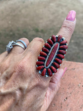 Load image into Gallery viewer, *AUTHENTIC* Size 8 Navajo Sterling Silver & Natural Spiny Cluster Ring
