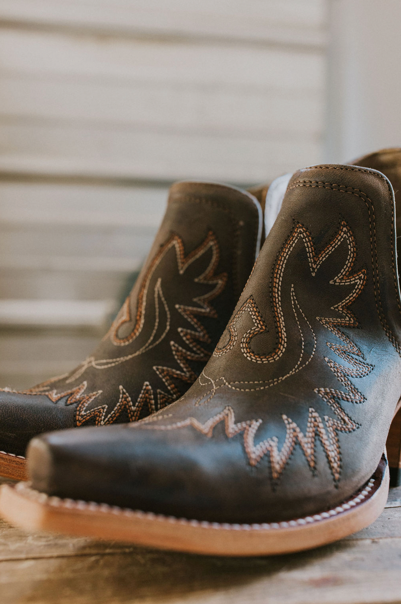 Ariat dixon weathered clearance brown