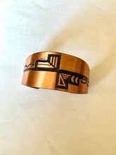 Load image into Gallery viewer, Vintage Handmade Copper Cuff Bracelet