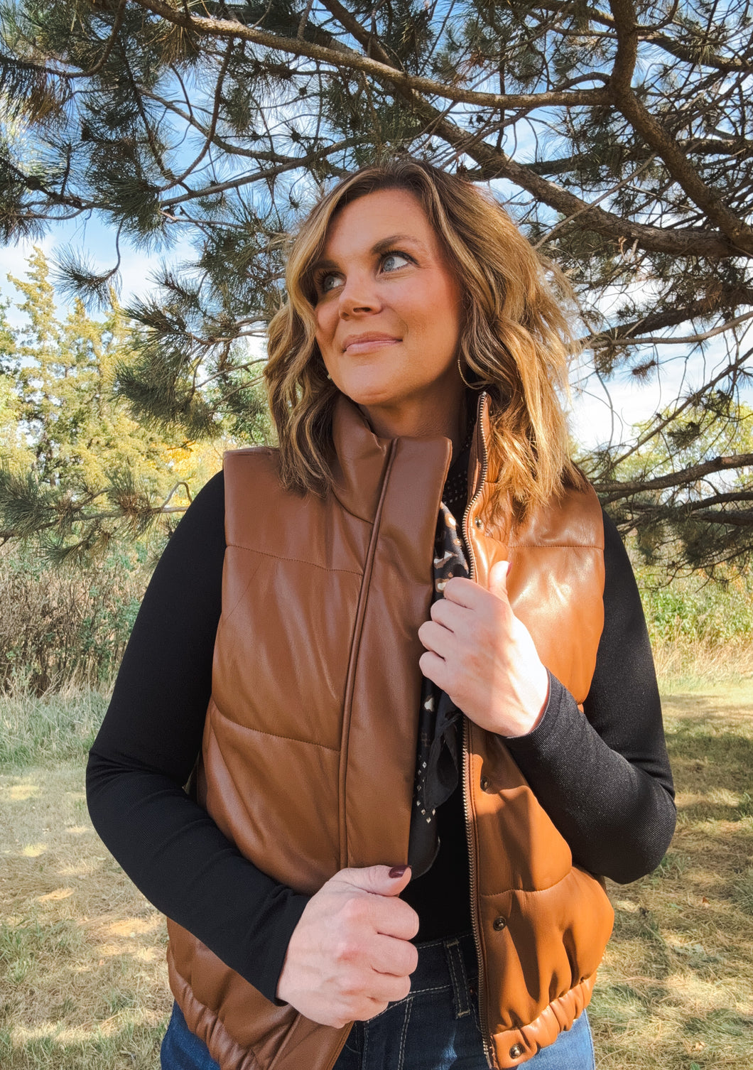 ARIAT Swirls Faux Leather Vest