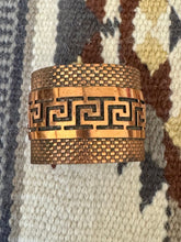 Load image into Gallery viewer, Vintage Handmade Copper Bracelet