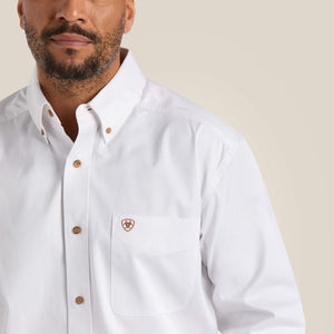 ARIAT Mens Solid Twill Classic Fit Shirt (White)