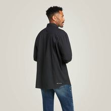 Load image into Gallery viewer, ARIAT Men&#39;s Long Sleeve Venttek Classic Black