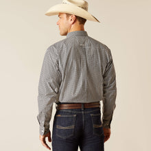 Load image into Gallery viewer, ARIAT Mens Pro Series Jayden Classic Fit Shirt