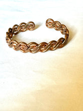 Load image into Gallery viewer, Vintage Handmade Copper Cuff Bracelet