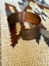 Load image into Gallery viewer, Vintage Handmade Copper Cuff Bracelet