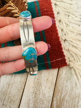 Load image into Gallery viewer, Navajo Turquoise &amp; Sterling Silver Bangle Bracelet