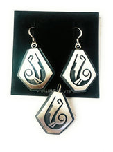 Load image into Gallery viewer, Hopi Sterling Silver Earring And Pendant Set