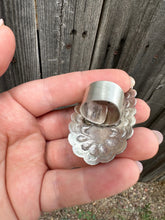 Load image into Gallery viewer, Navajo Sterling and Queen Pink Conch Shell Adjustable Ring Signed L Tahe