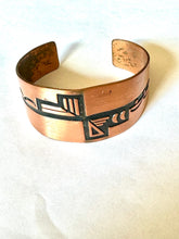 Load image into Gallery viewer, Vintage Handmade Copper Cuff Bracelet