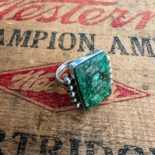 *AUTHENTIC* Navajo Green Turquoise & Square Sterling Silver Ring Size 7