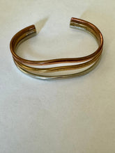 Load image into Gallery viewer, Vintage Handmade Copper Cuff Bracelet