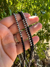 Load image into Gallery viewer, *AUTHENTIC* Navajo Pearl Sterling Silver &amp; Black Onyx Beaded Necklace