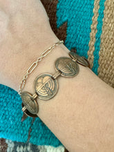 Load image into Gallery viewer, Vintage Handmade Copper Link Bracelet