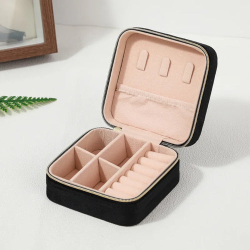 Tooled Leather Jewelry Case With Lock