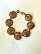 Load image into Gallery viewer, Vintage Handmade Copper Link Bracelet