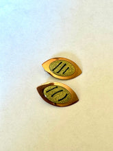 Load image into Gallery viewer, Vintage Handmade Copper Clip On Earrings