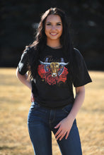 Load image into Gallery viewer, ARIAT Womens Steer Rodeo Quincy T-Shirt (Black)