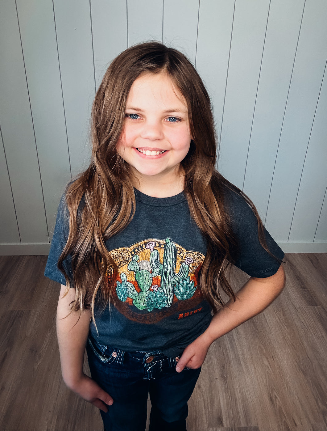 ARIAT Girls Buckle Up Tee (Heather Smoke)