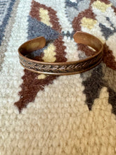 Load image into Gallery viewer, Vintage Handmade Copper Cuff Bracelet