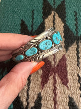 Load image into Gallery viewer, Navajo Old Pawn Natural Kingman Turquoise &amp; Sterling Silver Cuff Bracelet