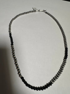 *AUTHENTIC* Navajo Pearl Sterling Silver & Black Onyx Beaded Necklace