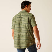 Load image into Gallery viewer, ARIAT Mens VentTEK Outbound Fitted Shirt (Four Leaf Clover)