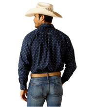 Load image into Gallery viewer, ARIAT Mens Percy Classic Fit Shirt