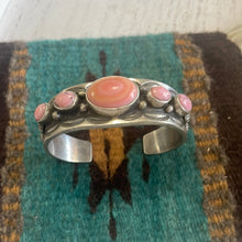 Load image into Gallery viewer, Navajo Queen Pink Conch Shell &amp; Sterling Silver Cuff Bracelet by Chimney Butte