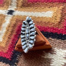 Load image into Gallery viewer, Navajo Sterling Silver &amp; White Buffalo Cluster Ring