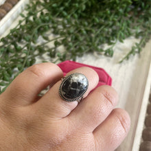 Load image into Gallery viewer, Navajo Sterling Silver &amp; White Buffalo Ring