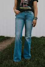 Load image into Gallery viewer, ARIAT Ultra Stretch Perfect Rise Katie Flare Jean (Louisiana)