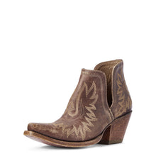 Load image into Gallery viewer, ARIAT Womens Dixon Western Boot (Naturally Distressed Brown)