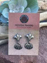 Load image into Gallery viewer, Navajo Sterling Silver Hand Stamped Fleur De Lis Dangle Earrings
