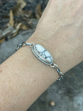 Load image into Gallery viewer, *AUTHENTIC* Navajo White Buffalo T. Skeets Stone &amp; Sterling Silver Link Bracelet Signed (Copy)