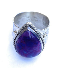Load image into Gallery viewer, Navajo Purple Kingman Turquoise &amp; Sterling Silver Ring Size 5.5