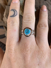 Load image into Gallery viewer, Navajo Turquoise &amp; Sterling Silver Braided Band Ring