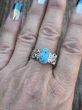 Load image into Gallery viewer, Beautiful Navajo Sterling Silver Kingman Turquoise Ring