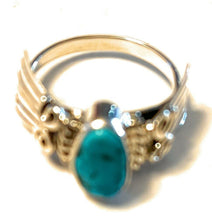Load image into Gallery viewer, Beautiful Navajo Sterling Silver Kingman Turquoise Ring