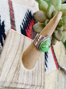 Navajo Sterling Silver & Green Kingman Turquoise Ring