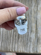 Load image into Gallery viewer, Navajo 4 stone Pink Dream Mohave &amp; Sterling Silver Ring Size 6