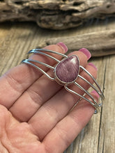 Load image into Gallery viewer, Navajo Purple Spiny Sterling Silver Bracelet Loop Cuff Stamped Begay