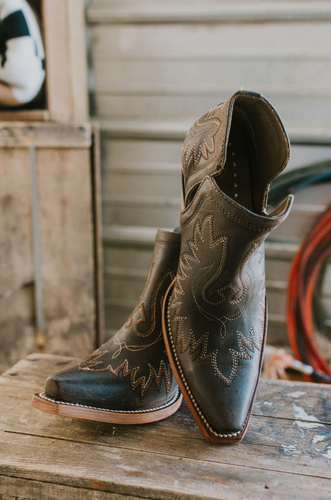 ARIAT Womens Dixon Western Boot (Weathered Brown)