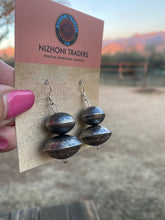Load image into Gallery viewer, Old Pawn Navajo Pearl Dangles
