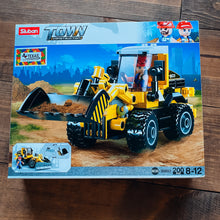 Load image into Gallery viewer, TOY - Construction 200-Piece Brick Kit