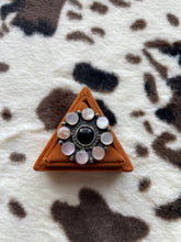 Load image into Gallery viewer, Navajo Sterling Silver, Black Onyx, Pink Conch Flower Cluster Adjustable Rings Signed