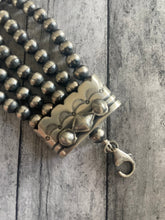 Load image into Gallery viewer, Navajo Orange Spiny &amp; Sterling Silver Navajo Pearls Bracelet 6mm