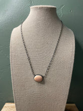 Load image into Gallery viewer, Navajo Queen Pink Conch Shell And Sterling Silver Necklace